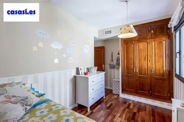Chalet en Cañadas del Parque, Dilar — 35