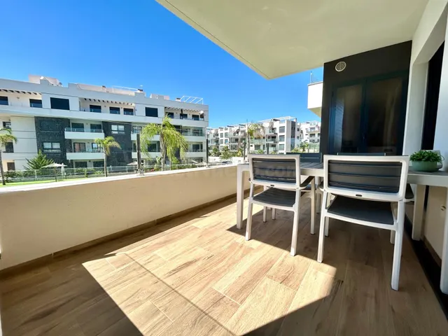 Moderno apartamento con licencia turística y orientación sur - foto 4