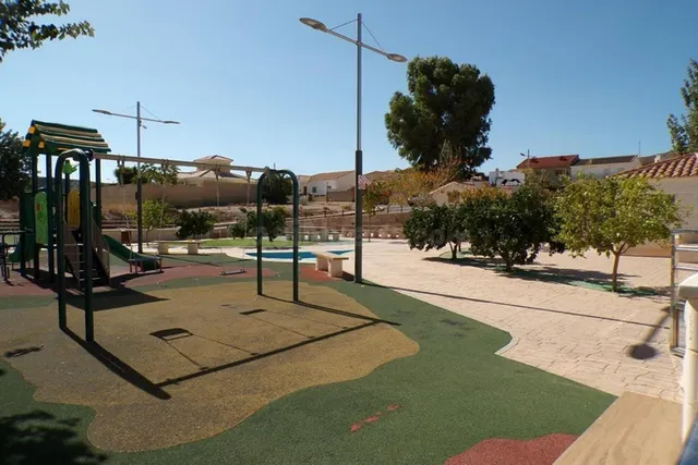 Terreno urbano en venta - Almanzora — 5