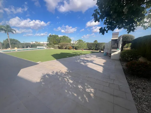 Villa 4 habitaciones 360m² en venta - Jerónimo Y Avileses — 40