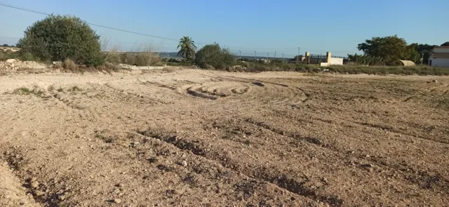 PARCELA EN VALVERDE