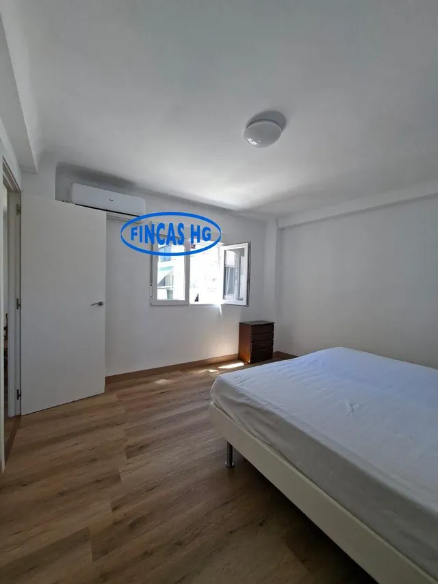 Vivienda reformada en Última Planta – Carolinas Bajas — 10