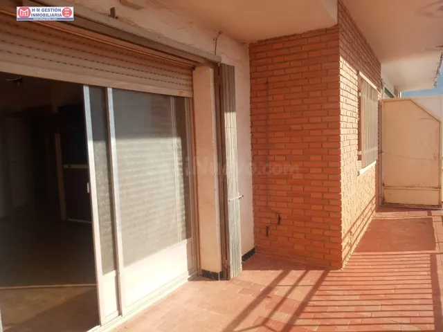 PISO A 50m de calle Emilio Castelar, en el centro de Alcázar
