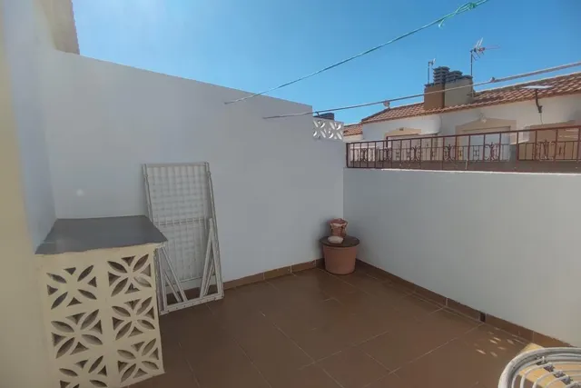 Magnífico tríplex de tres dormitorios con garaje privado en Playa Flamenca, Orihuela Costa — 17