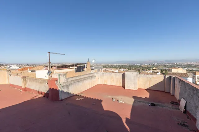 ✨ ¡NUEVA OPORTUNIDAD CON VISTAS INCREÍBLES A GRANADA! ✨ — 28