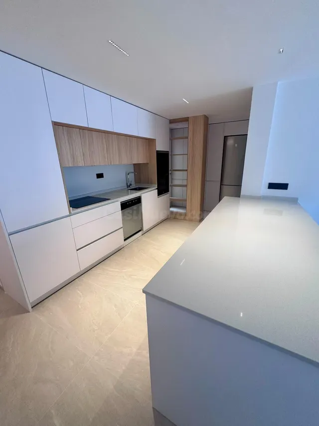 APARTAMENTO REFORMADO DE 3 DORMITORIOS EN EL CENTRO DE TORRE - foto 4