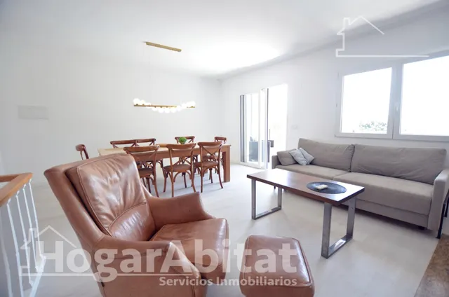 PRECIOSO CHALET REFORMADO CON PISCINA, GARAJE Y DOS TERRAZAS — 20