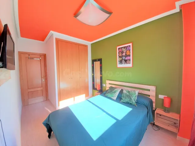 Apartamento , luminoso , colorido y en el corazón de Marina 