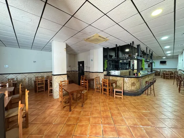 Local comercial 159m² en venta - Estacion de autobuses — 5