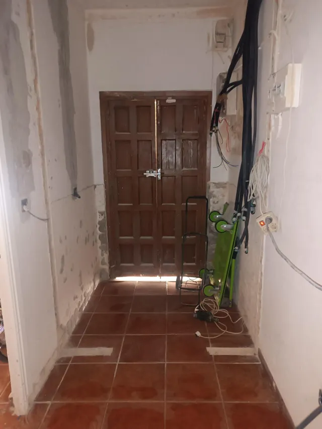 Casa en una planta en el centro - foto 2
