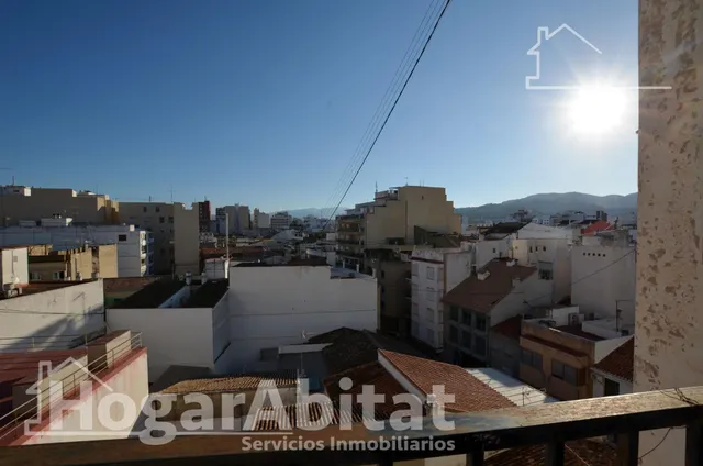 ¡CENTRO DE GANDIA! DOS EN UNO, MUY AMPLIO Y LUMINOSO CON GARAJE Y TRES BALCONES — 16