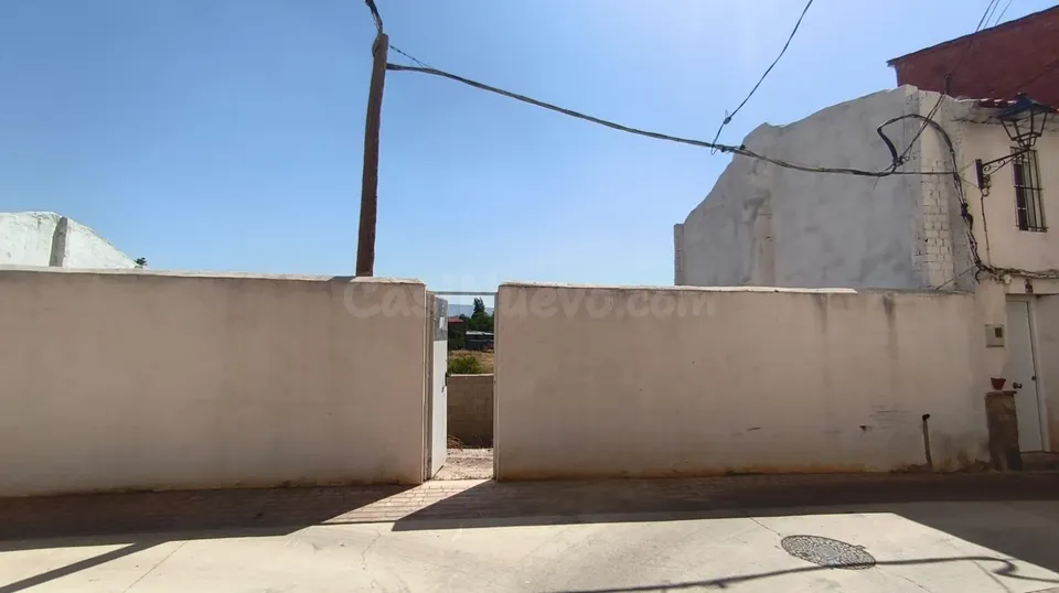 Venta de suelo urbano en Puente de Génave, Jaén.