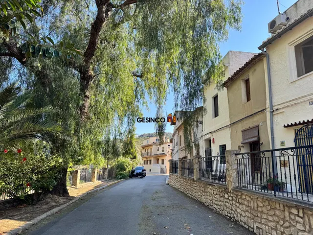 Oportunidad en Alfauir: Casa para reformar — 3