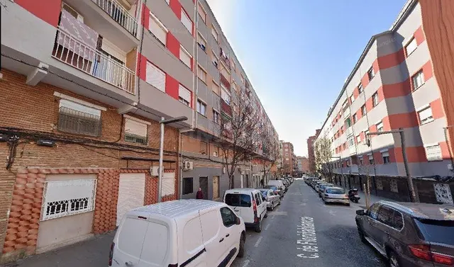 SE VENDE casa OKUPA en C Floridablanca 25 de Badalona - foto 2