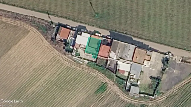 Venta de Terreno con vivienda en Sevilla (Proceso de Puja -  - foto 2