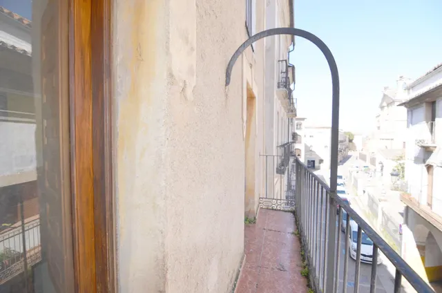 Urbis te ofrece un estupendo edificio en venta en todo el centro de Ciudad Rodrigo, Salamanca. — 34