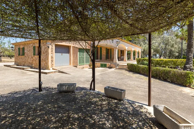 Finca Rústica en Algaida con piscina, privacidad y carácter mallorquín — 33