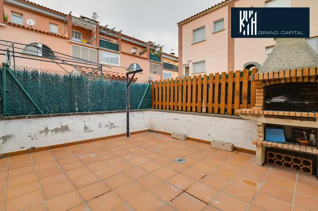 CASA EN ANGLÈS — 49