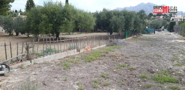 Suelo Urbano en Busot, Alicante — 3