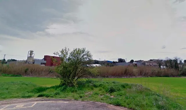 Venta de conjunto de 3 solares en zona residencial en Cassà  - foto 4