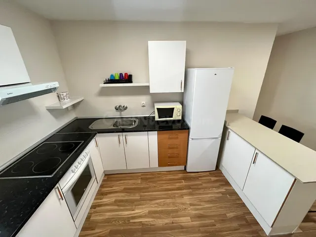 PISO EN VENTA EN EL CENTRO ZONA ALTA-Calle Músic Josep Carbonell — 2