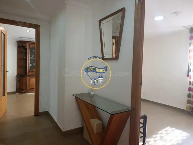 Oportunidad primer piso sin ascensor reformado en Ontinyent — 2