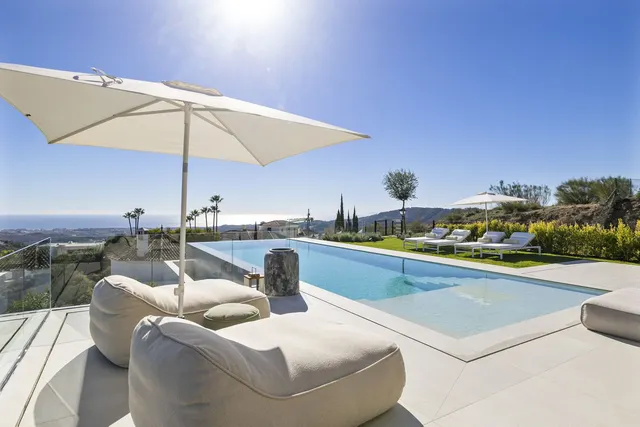 Villa 6 habitaciones 480m² en alquiler - Costa del Sol — 40