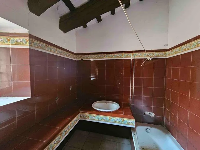 CASA EN CABRILS — 15