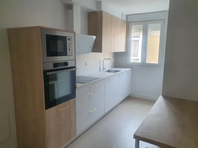 SE ALQUILA HABITACIÓN COMPLETAMENTE REFORMADA — 7
