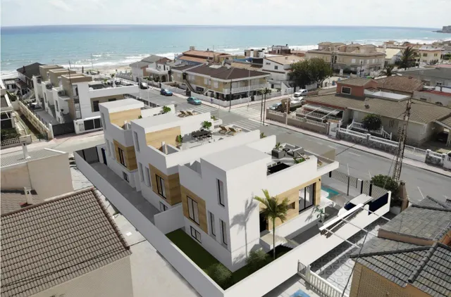 VILLAS DE OBRA NUEVA EN LA MATA — 11