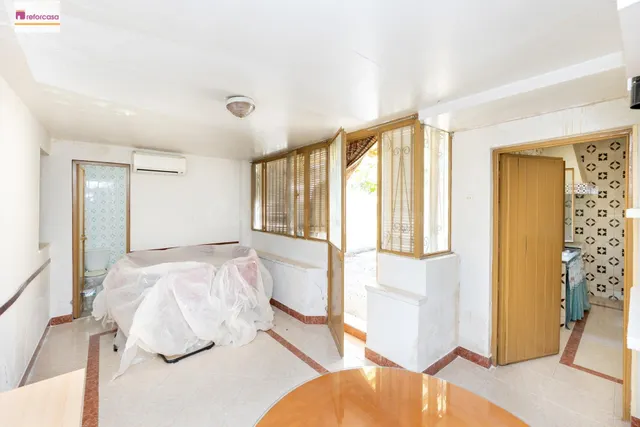 ¡CASA EN UNA SOLA PLANTA, CREA TU VIVIENDA IDEAL EN ALBOLOTE! Casa en una sola planta con patio, garaje y un gran potencial. — 5