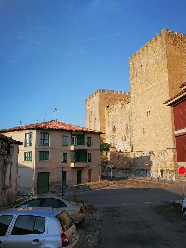 Casa en venta para reformar en el casco histórico de Medina  - foto 4
