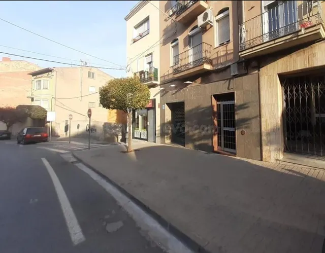Local comercial 101m² en venta - Cataluña — 2