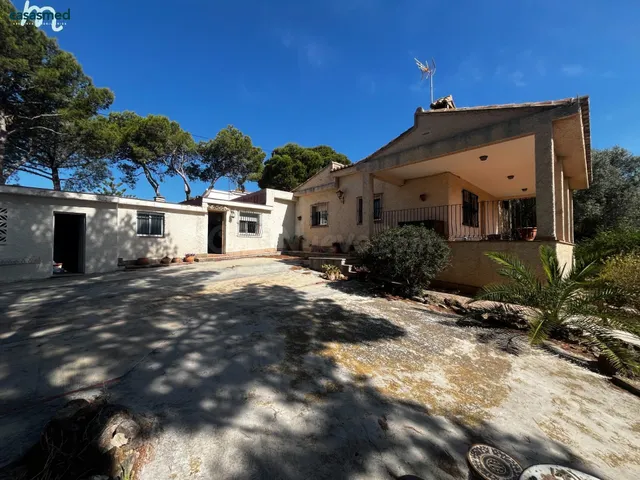 NÁQUERA, URBANIZACIÓN EL PARAISO. Se vende chalet independie