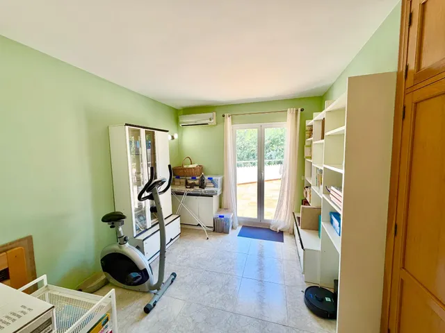 Exclusivo chalet en Portals Nous con 655 m2 de parcela, amplias terrazas y gran potencial — 26