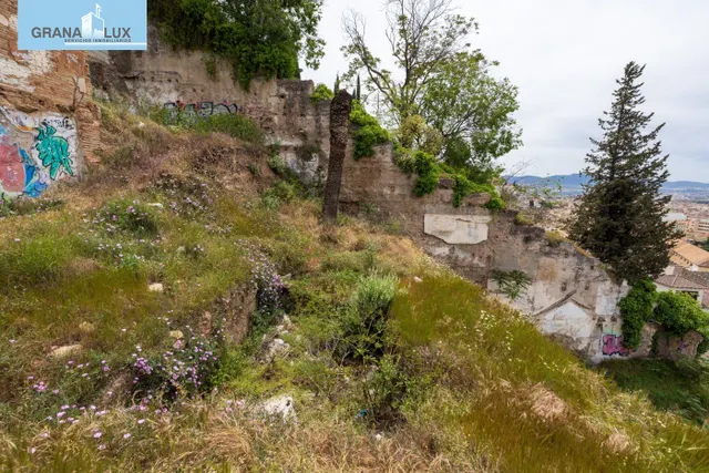 Impresionante proyecto, enclavado en una de las zonas mas exclusivas de Granada. — 31