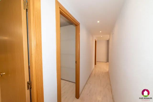 VIVIENDA DE PROTECCIÓN OFICIAL — 37