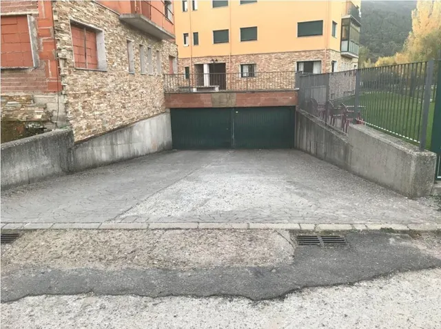 EDIFICIO EN construcción EN BOÑAR — 8