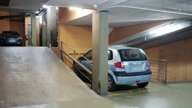 Parking 9m² en alquiler - Eixample — 7