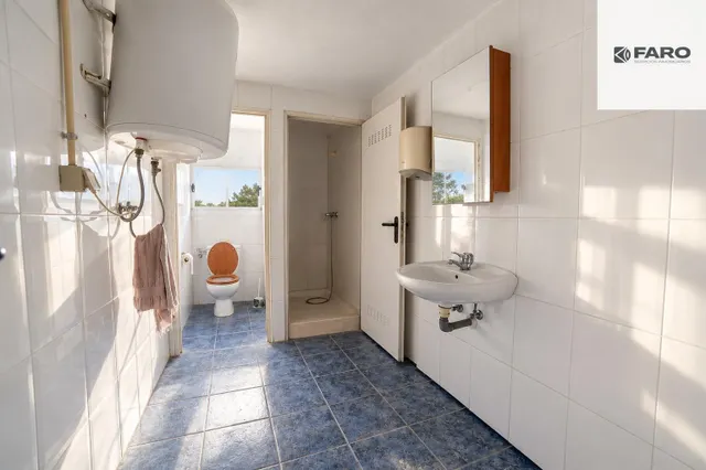 Nave industrial recientemente reformada en Carreño – 358 m2 y finca vallada de 697 m2 — 9