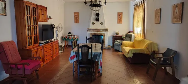 Amplio Campo con Casa y Piscina en Pago Redondo ! — 9
