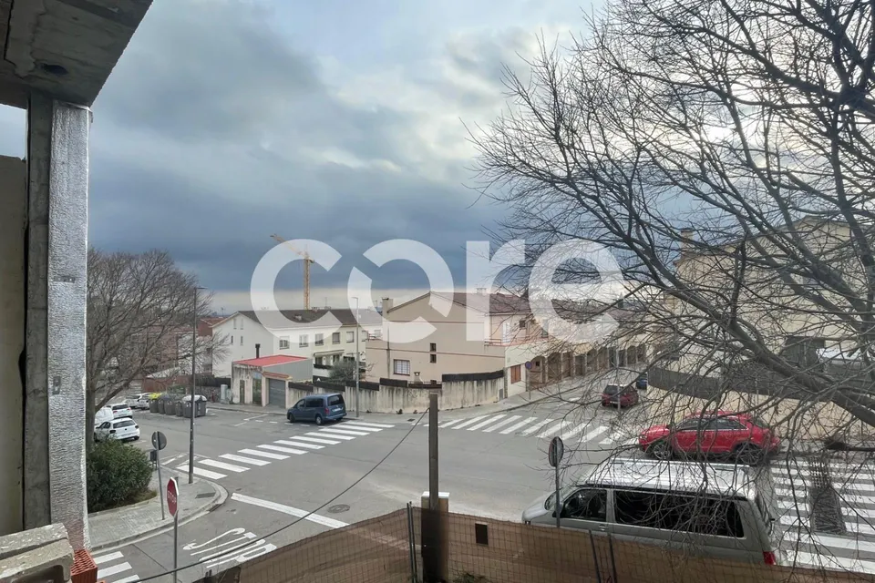CASA A 3 VIENTOS EN EL PUEBLO