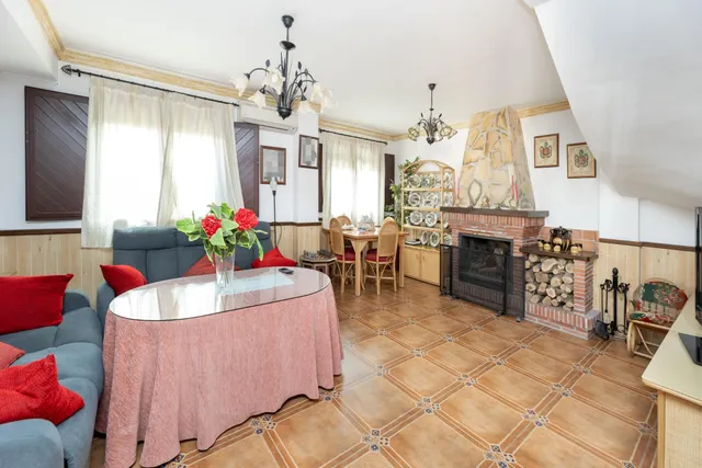 VIVIENDA PAREADA EN MONTELUZ — 23