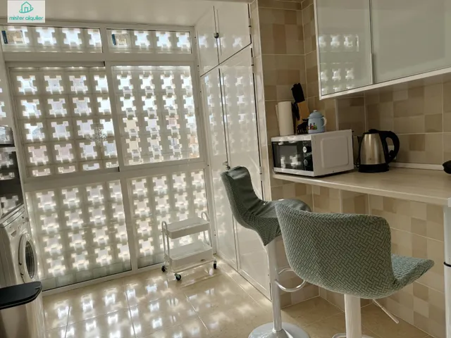 Apartamento 3 habitaciones 92m² en alquiler - 1a linea — 32