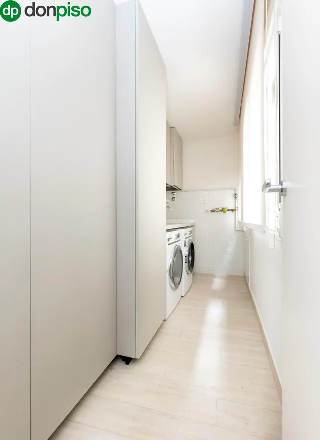 Exclusiva vivienda con vistas al Palacio de los Patos, junto Recogidas, 4 dormitorios 3 baños — 23