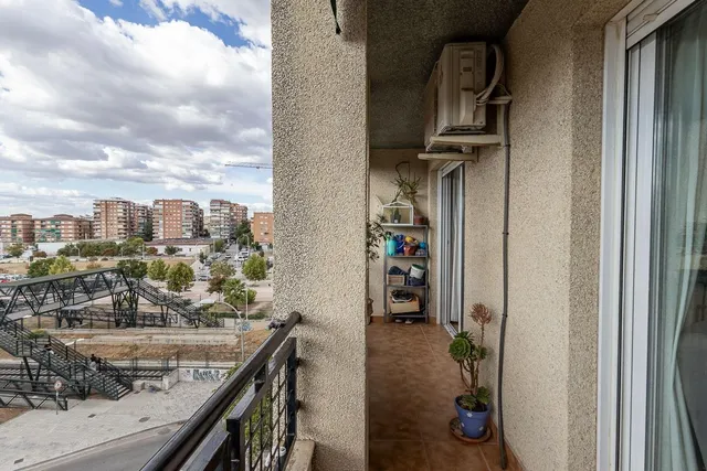 Piso reformado junto a estadio de la juventud — 6