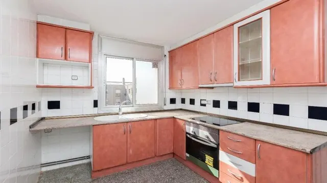 PISO EN VENTA CON INQUILINO - EL PRAT DE LLOBREGAT — 13