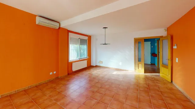 Chalet independiente en Urbanización Vall de Lliria — 6