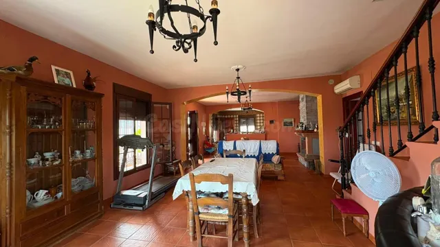 Un chalet unico donde vivir y disfrutar - foto 3