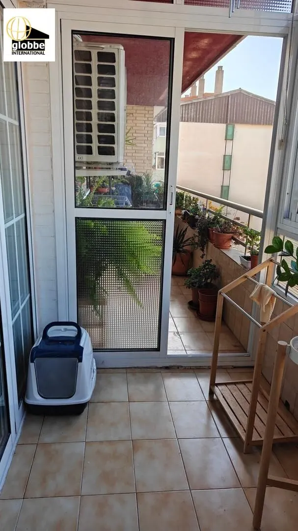 Amplio Piso en el Corazón de Málaga - Oportunidad Única ️ — 9